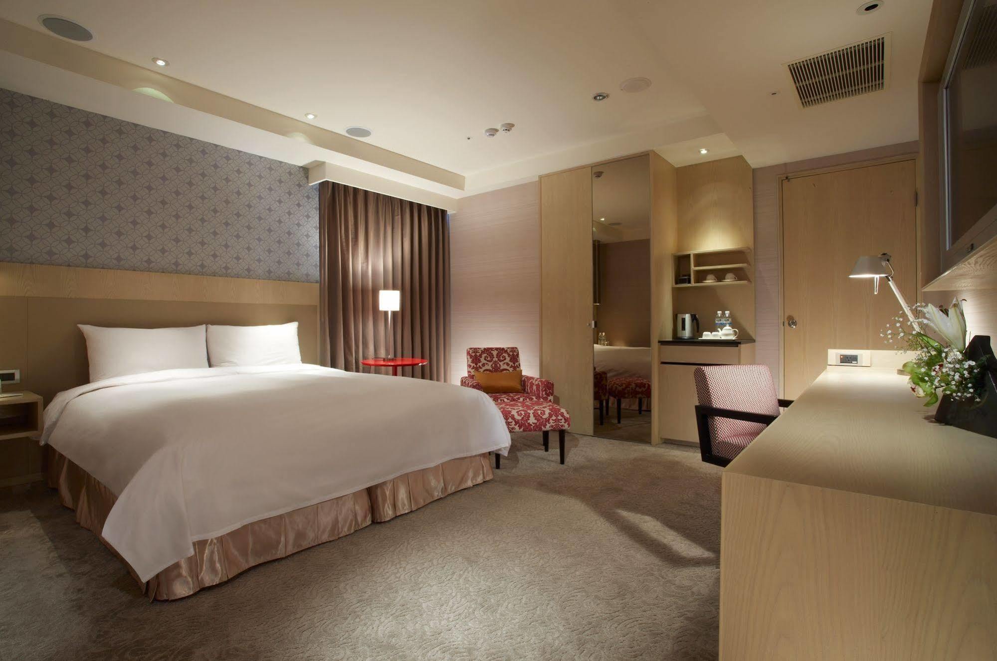 Grandee Taipei Resort Екстер'єр фото
